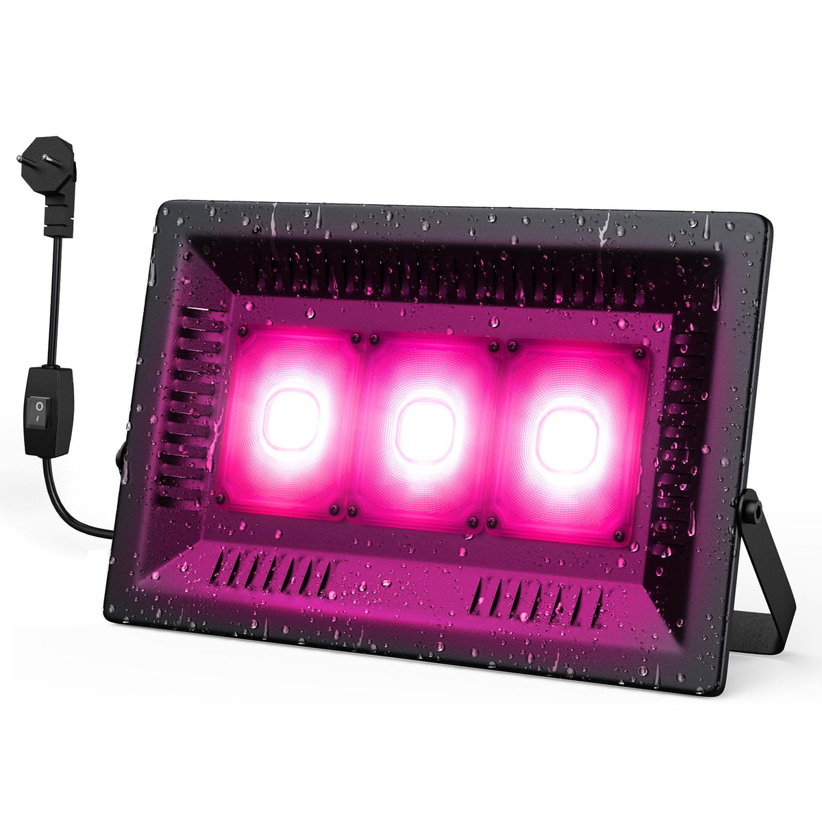 Vcycal front view of grow light showing full-spectrum LEDs and uniform output benefit