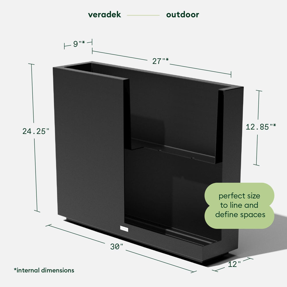 Veradek Span removable insert bucket lifted for easy soil changes benefit