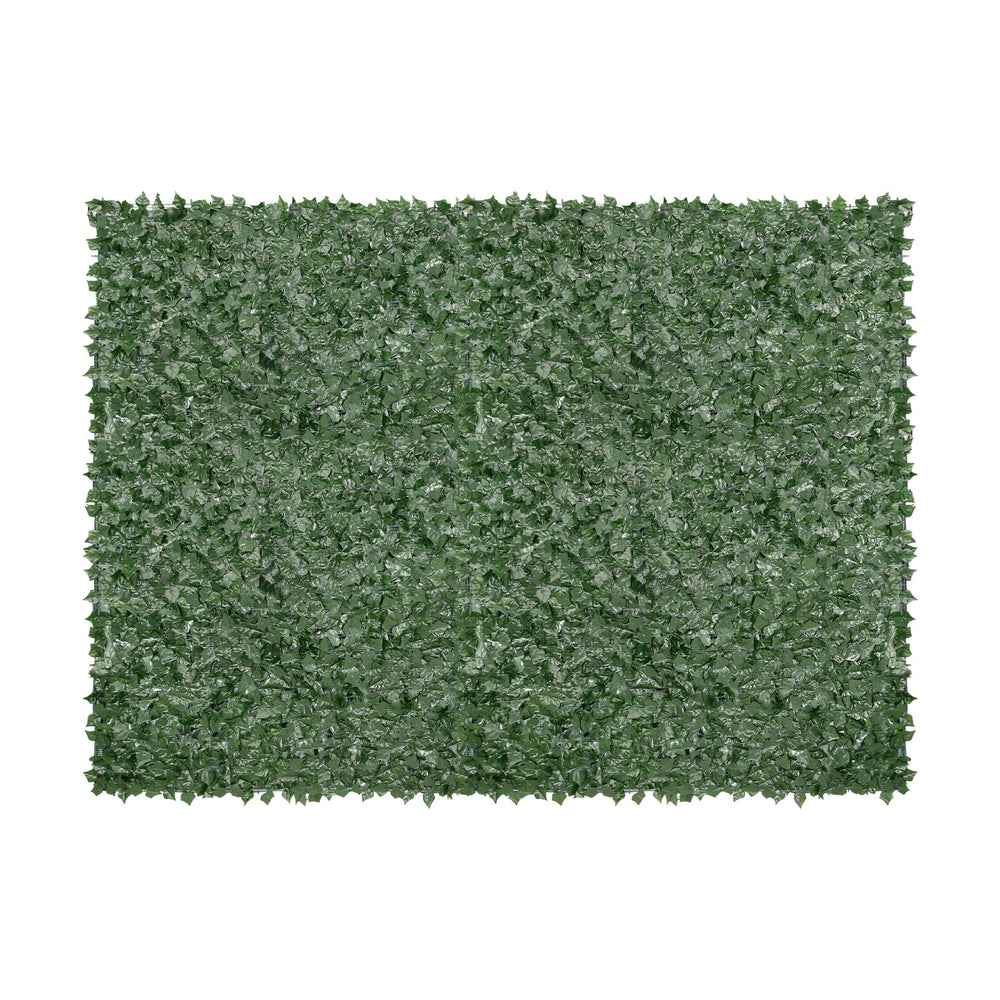 VEVOR ivy panel resisting wind demonstrating stable outdoor performance