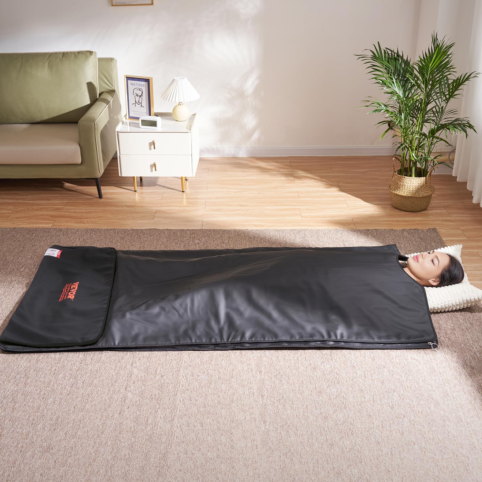 VEVOR sauna blanket in bedroom lifestyle scene benefit: convenient at-home use
