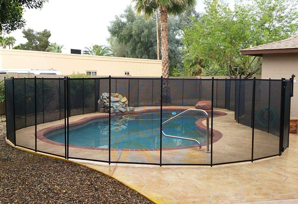 VINGLI front view of full 4x48ft fence showing secure perimeter and peace of mind