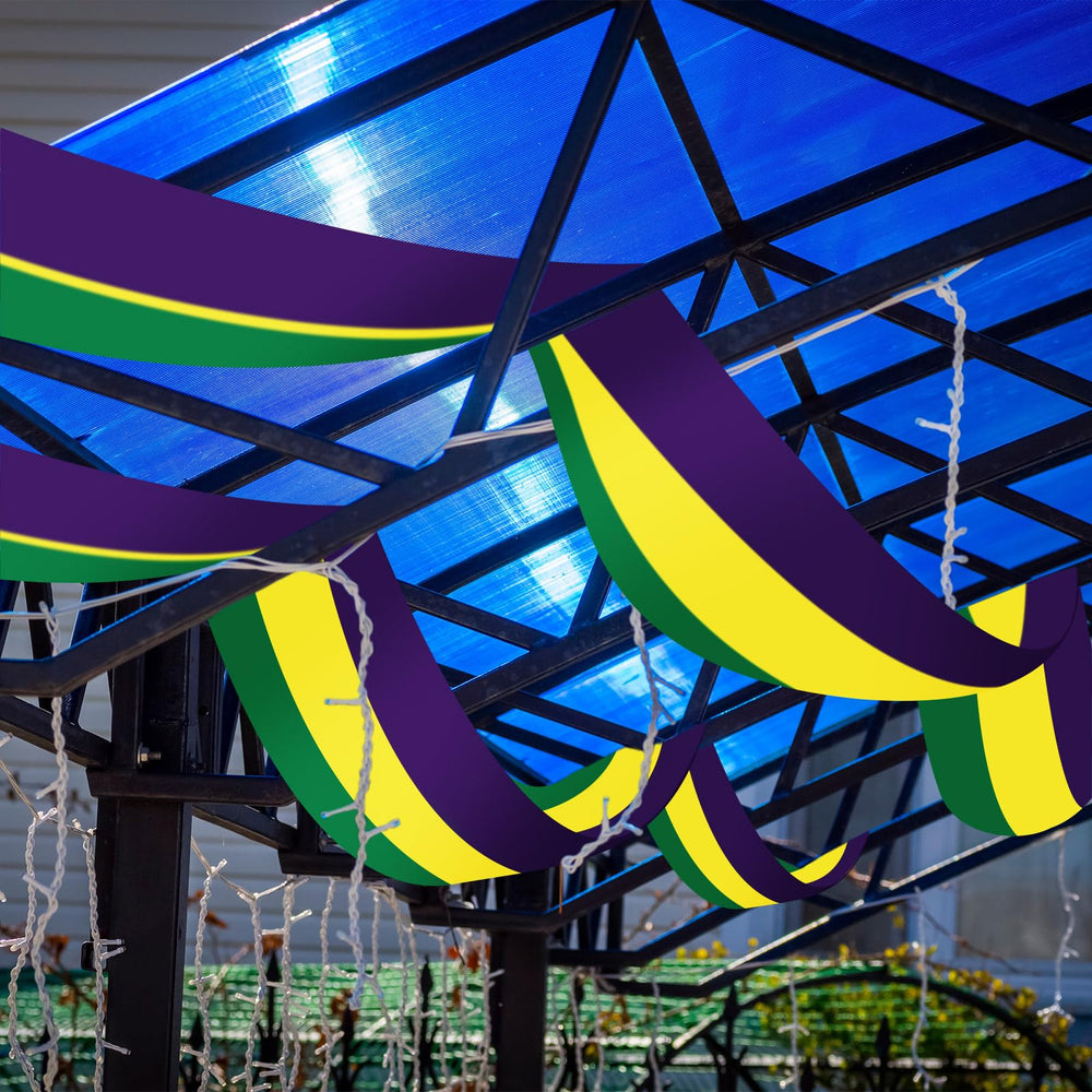 VitalCozy buntings decorating a parade float for high-visibility event impact benefit