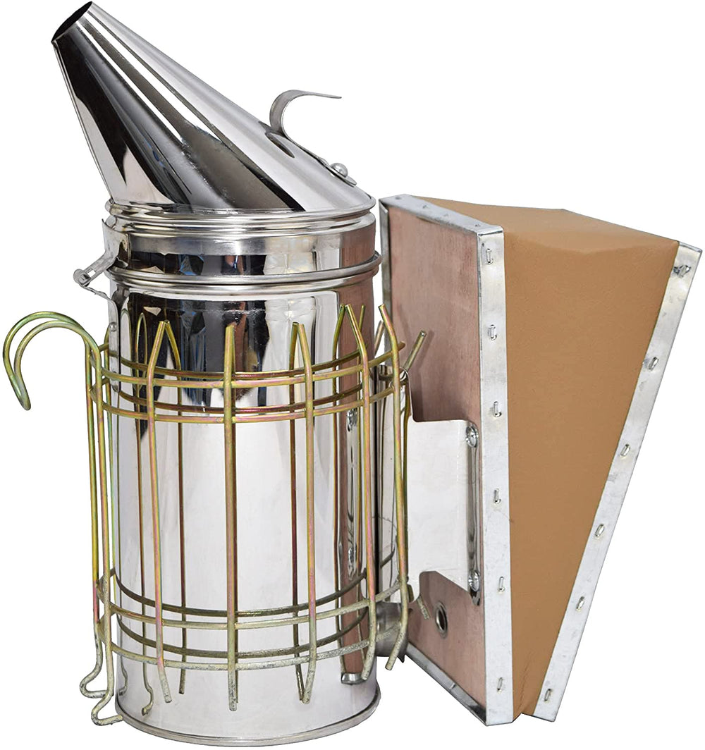 VIVO smoker front view showing nozzle and cool smoke output benefit