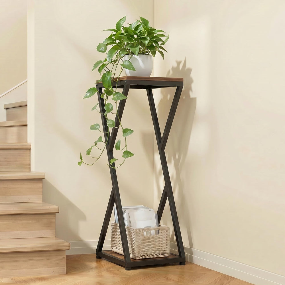 VonDream living room in-use showing plants on shelves and stylish corner display