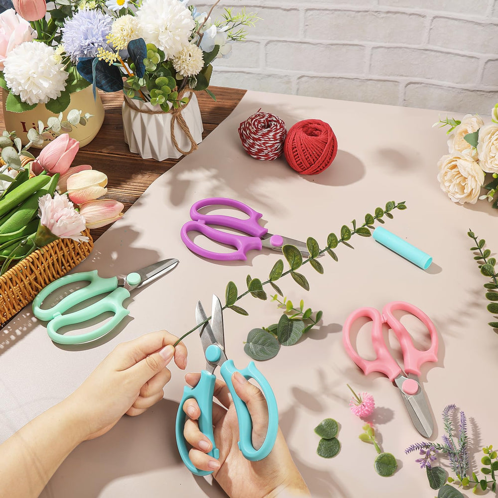VZZNN floral shears cutting a bloom demonstrating clean, precise snips