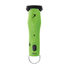 Wahl KMX front view showing clipper and controls for reliable performance