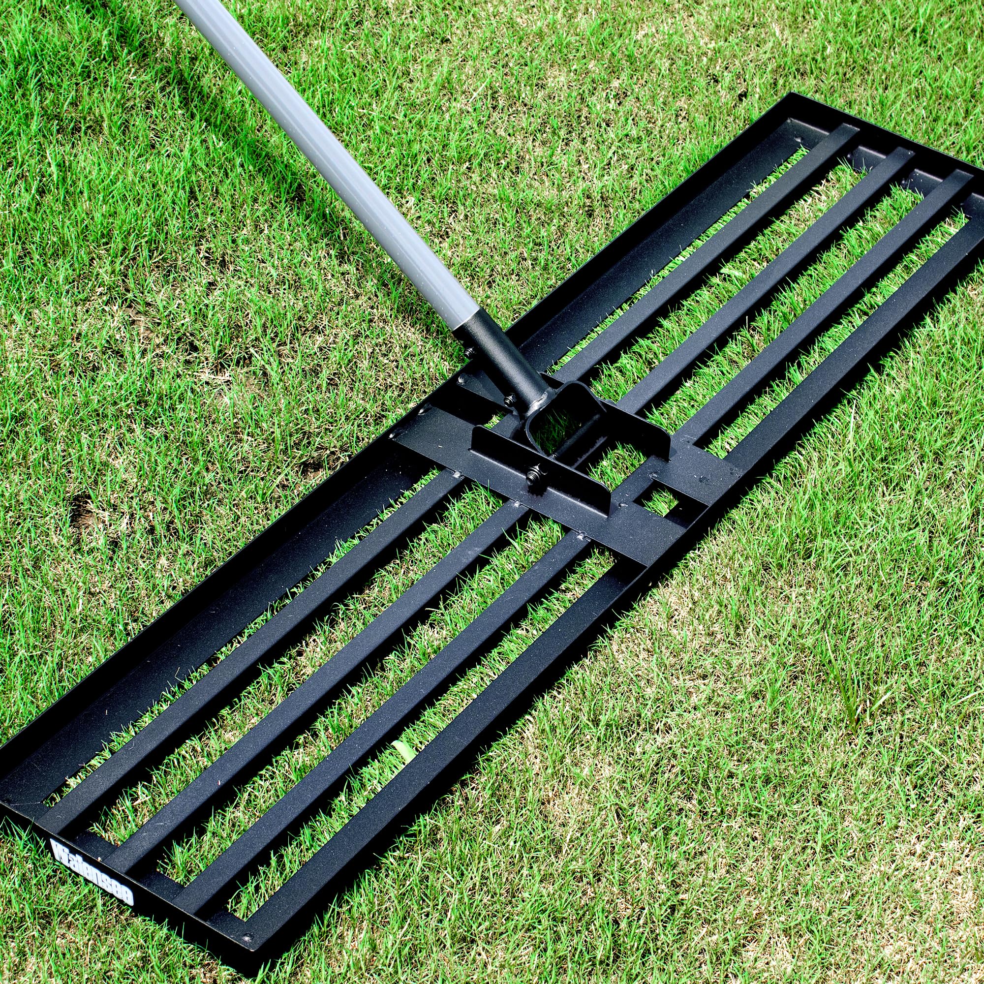 Walensee front view of 45x10 leveler showing wide coverage benefit