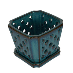 W&W orchid pot drainage holes detail promoting healthy root aeration