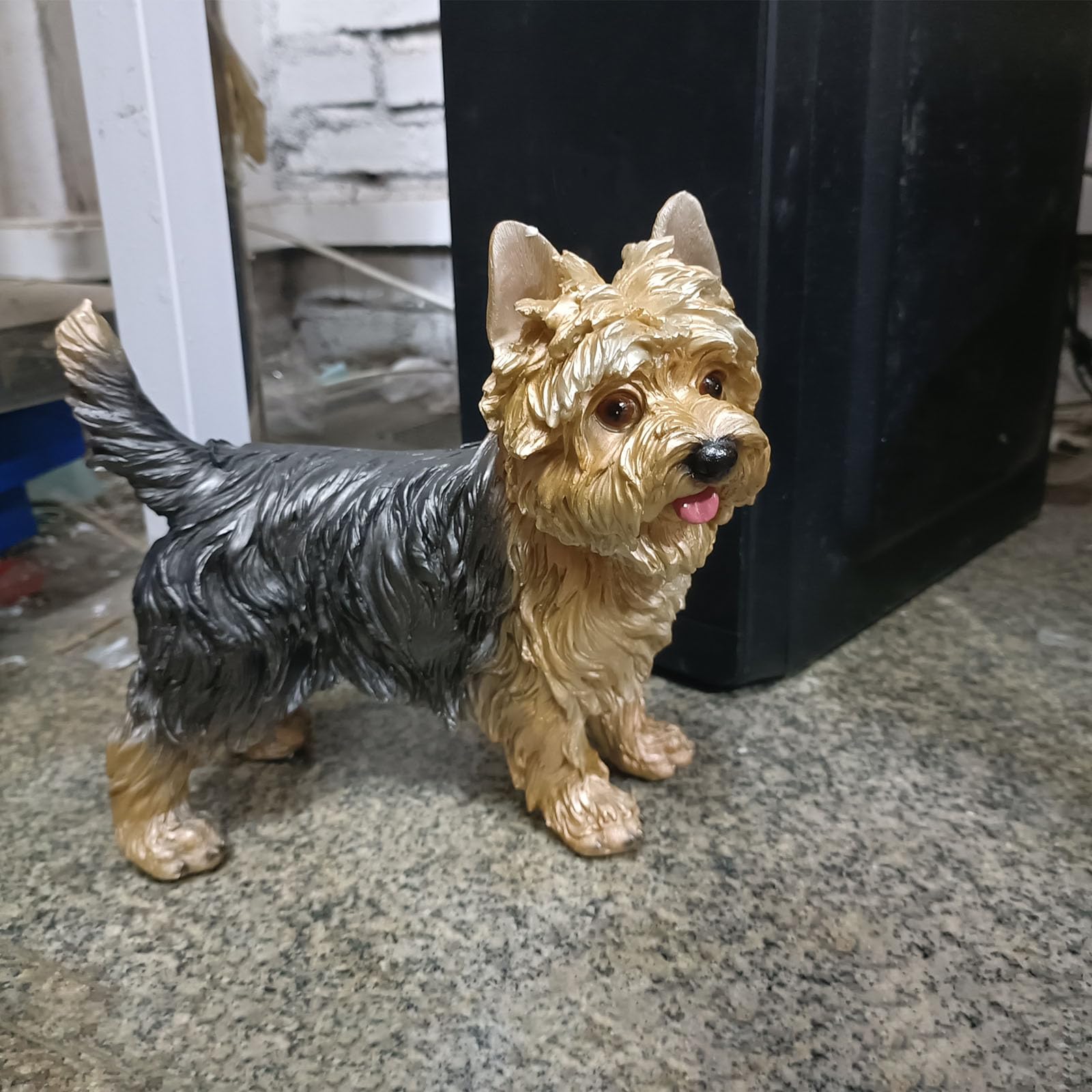 WANLIAN Yorkie underside showing stable base and construction quality