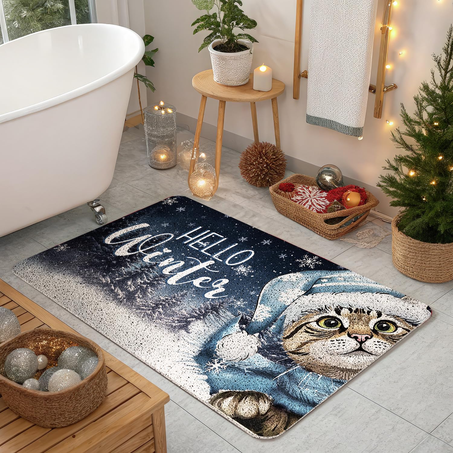 WARDOS printed cat and tree close-up with crisp holiday design