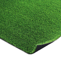 WarmShe pet on turf demonstrating pet-friendly surface and easy cleanup