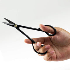 Wazakura handle profile showing long slim handle for easier reach and control