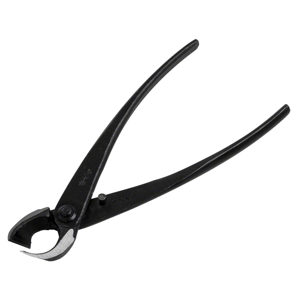 Wazakura tool nestled in open gift box ideal for gifting gardeners