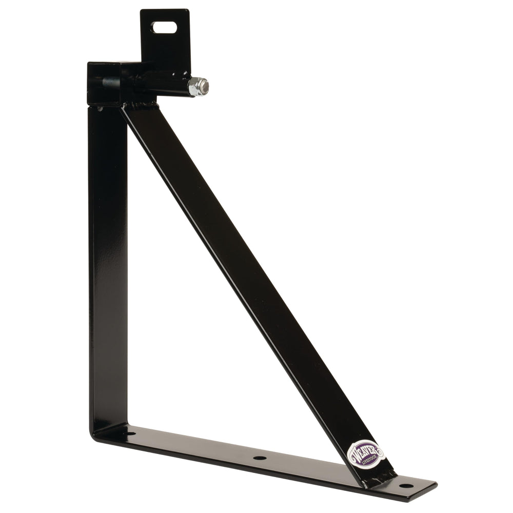 Weaver Livestock front view of triangle bracket showing stable mounting and reliable support