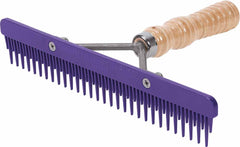 Weaver Livestock wood-handle fluffer comb close-up showing secure grip and efficient fluffing