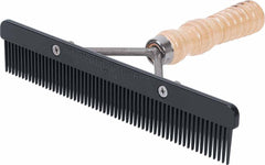 Weaver Livestock comb front view showing wood handle for steady grip