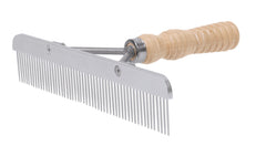 Weaver Livestock wood handle comb front view showing grip and durability benefits