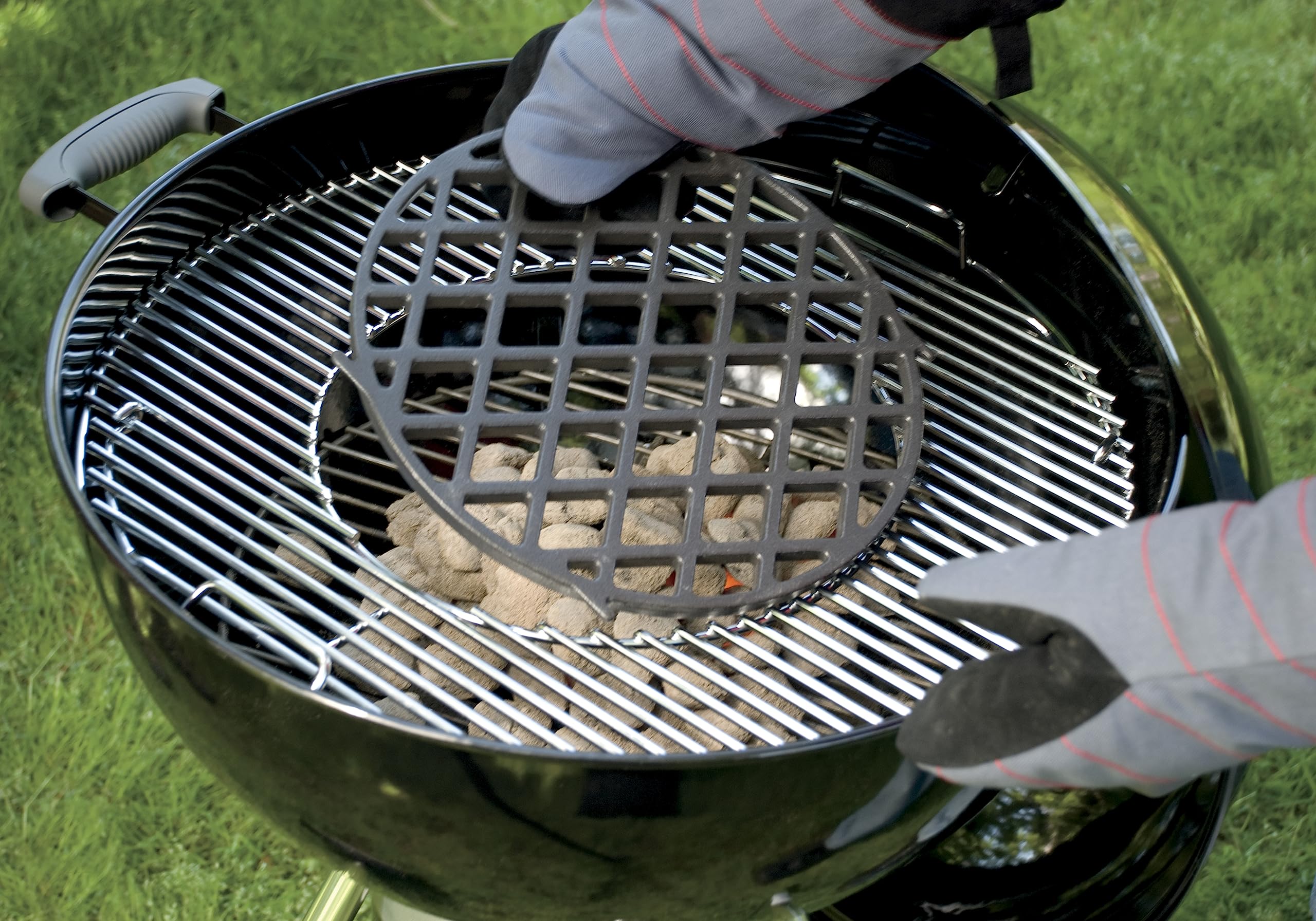 Close-up of Weber porcelain-enamel finish demonstrating nonstick surface and easy cleanup