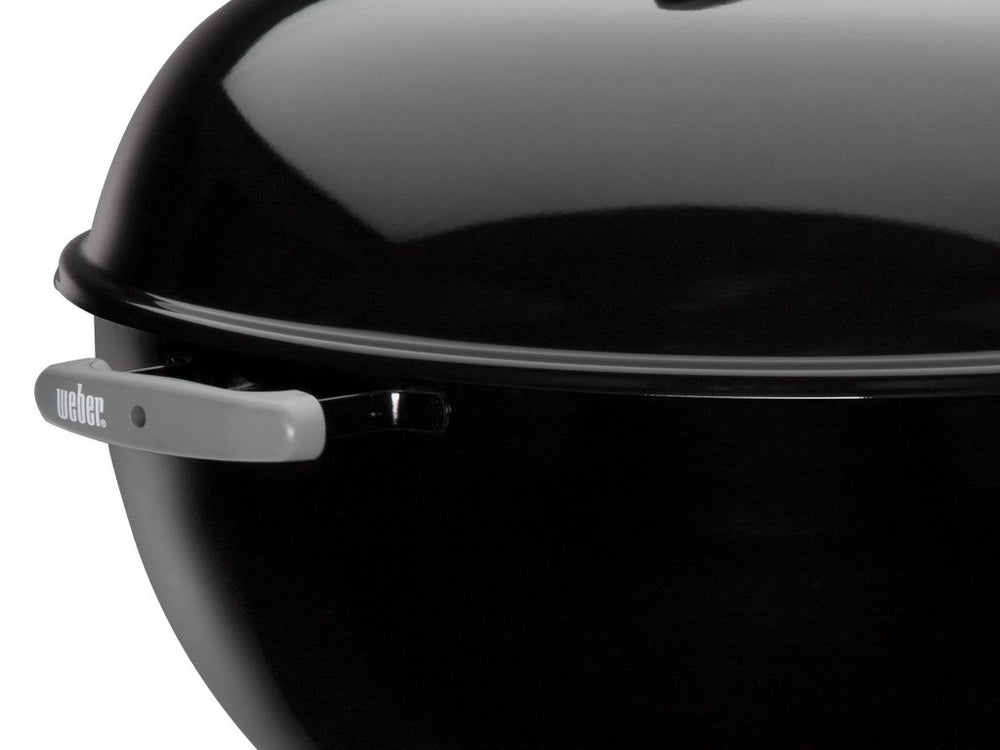 Weber plated steel cooking grate detail for long-lasting searing performance