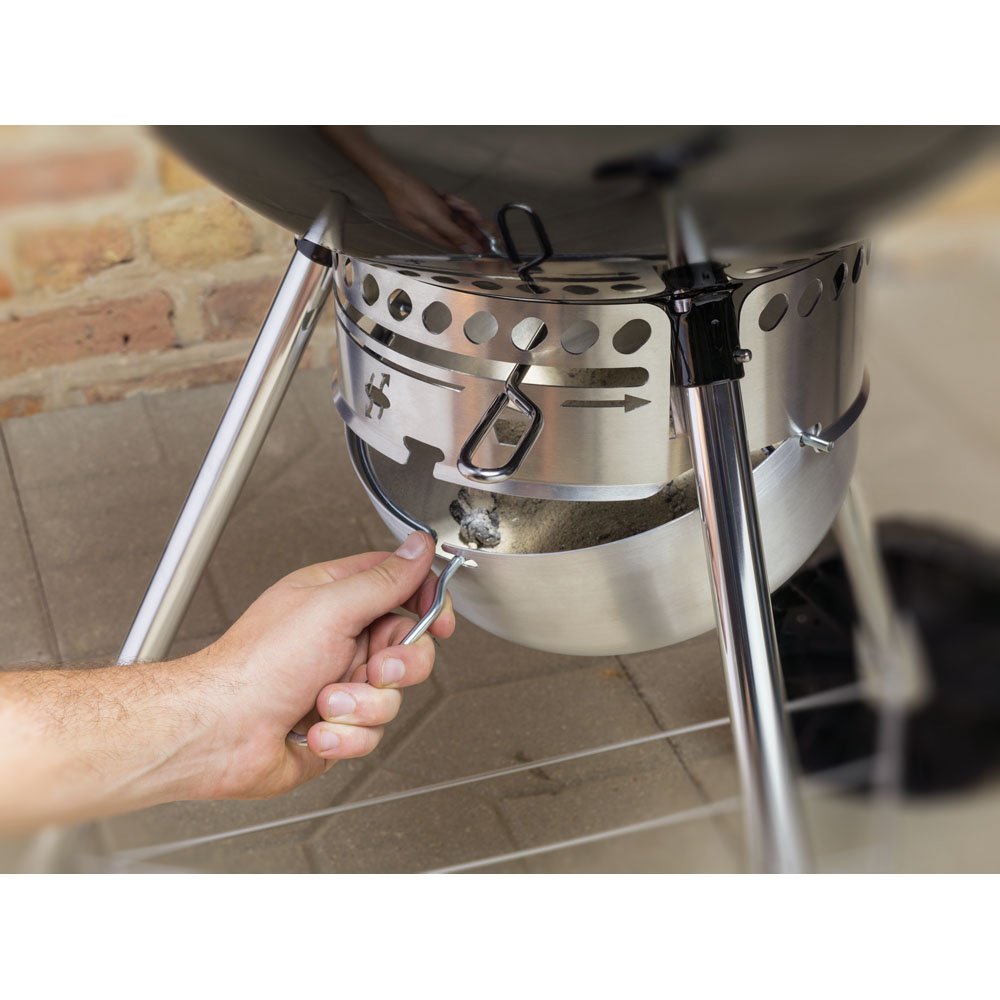Weber view of One-Touch ash catcher demonstrating quick cleanup benefit