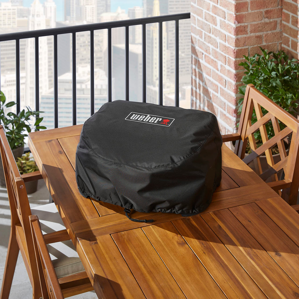 Weber Lumin close-up of cover fabric texture highlighting UV-resistant finish