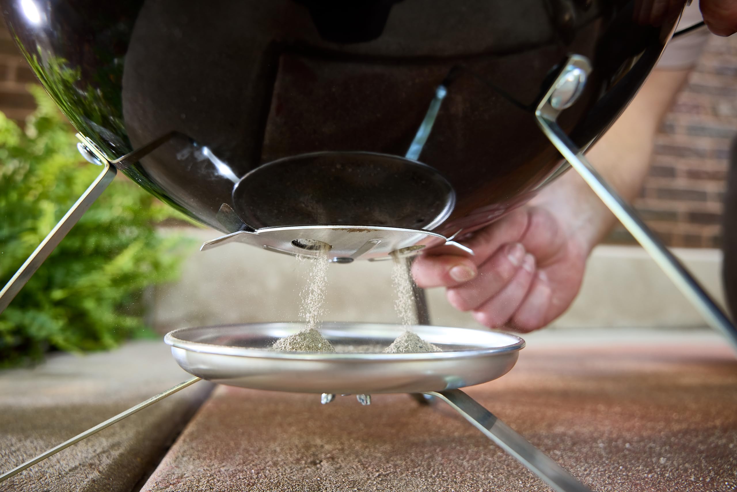 Weber Smokey Joe ash catcher detail for easy cleanup and surface protection