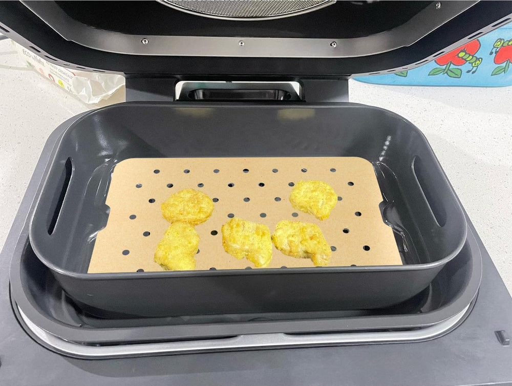 WEBROIL lifestyle shot serving crispy food quickly with less cleanup