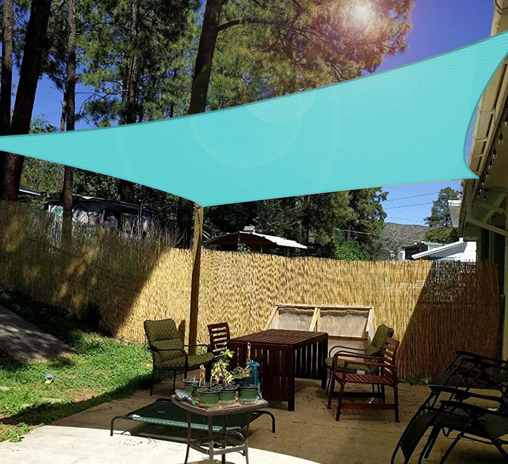 Windscreen4less beside deck furniture showing 16x20 size coverage benefit