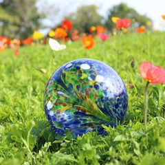 Wonder Solar globe on pedestal illustrating display option and elevated focal point
