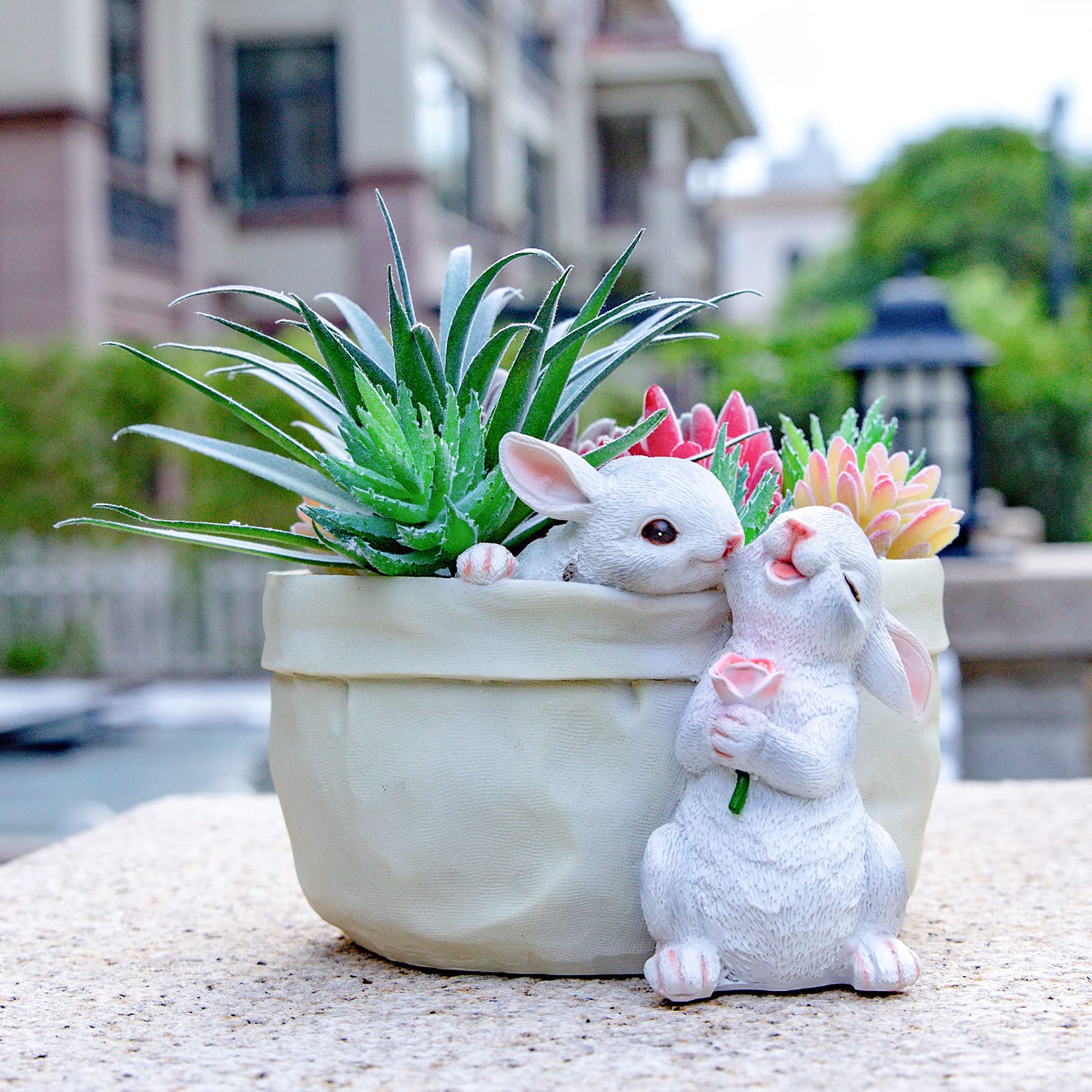 WONDHOME bunny texture closeup showing resin finish and durability benefit
