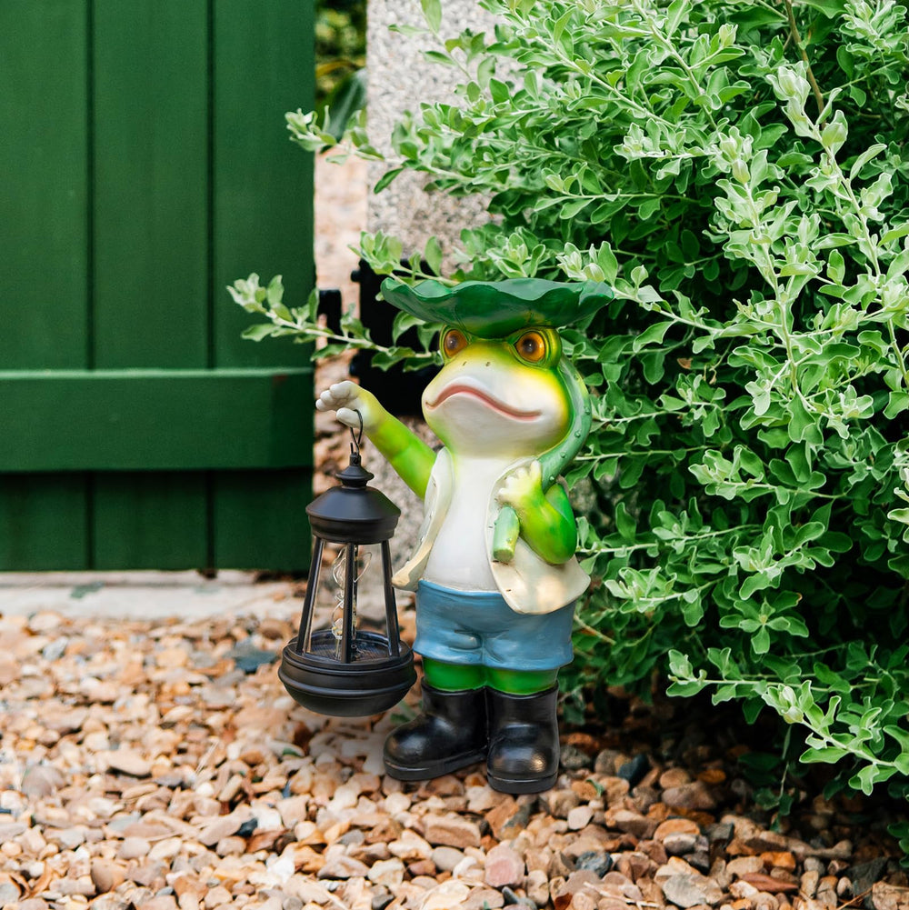 WONDHOME frog lantern lit at night highlighting pathway safety