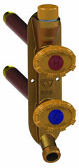 Woodford V22CP-4-MH front profile showing handle and outlet for durable outdoor use