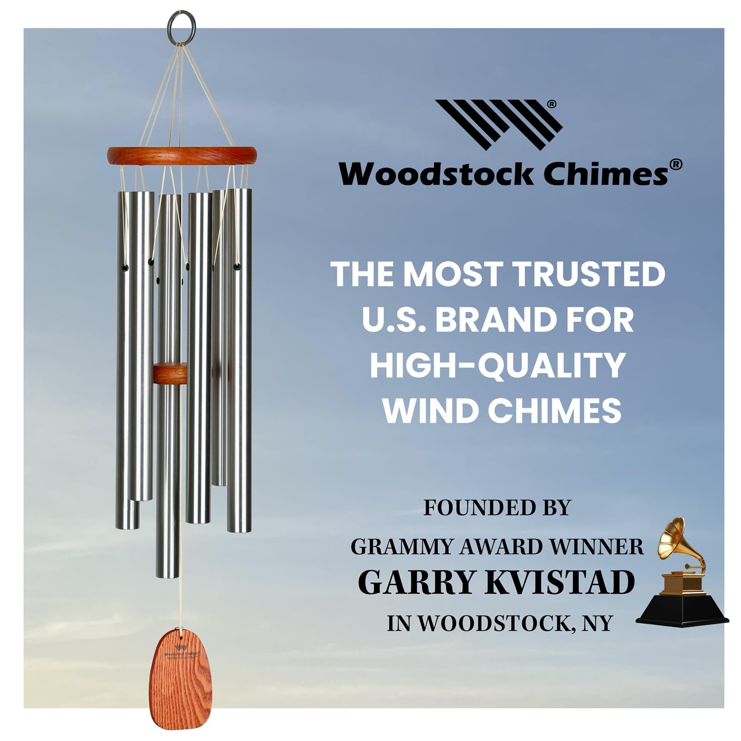 Woodstock Chimes acabado cerezo que conserva aspecto elegante