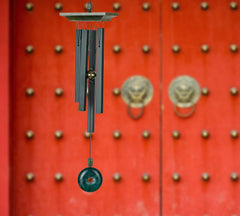 Woodstock Chimes jade stone accents detail showing jade beads benefit: natural visual contrast