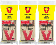 Woodstream Victor trigger close-up highlighting sensitive pedal for quicker catches