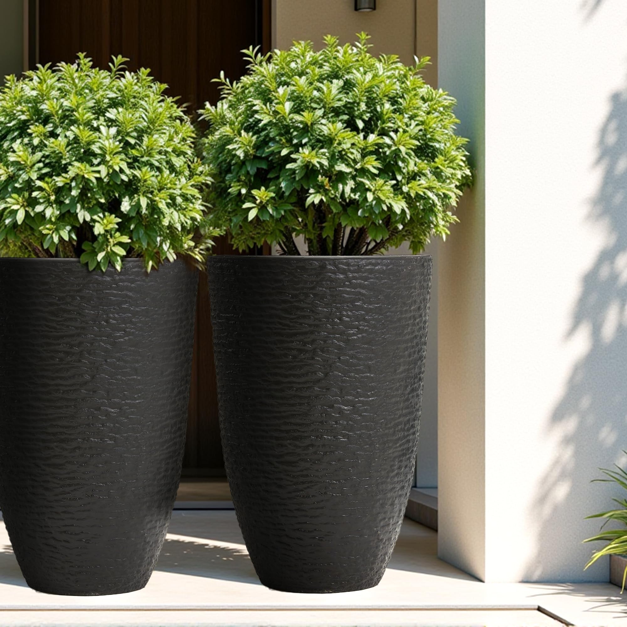 Worth Garden label close-up showing polypropylene material benefits