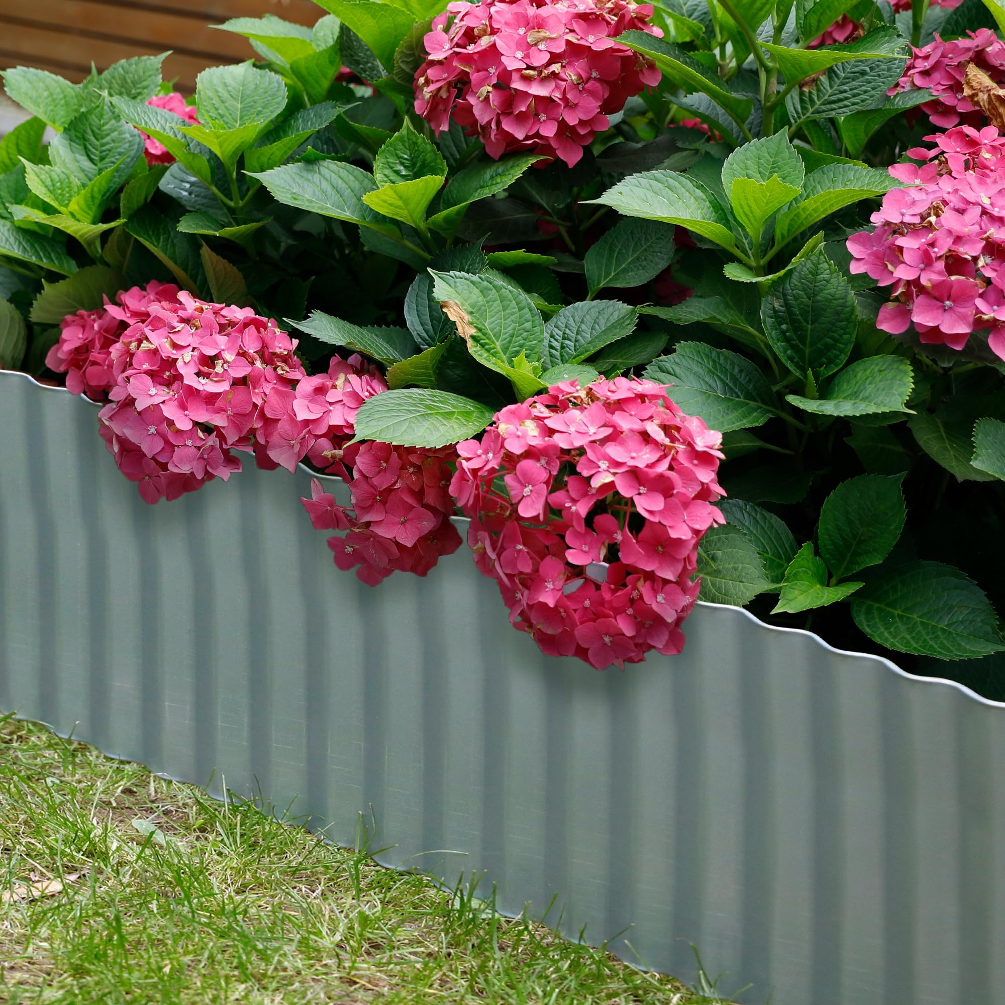 Worth landscape bed setting shows finished look and durable garden enhancement