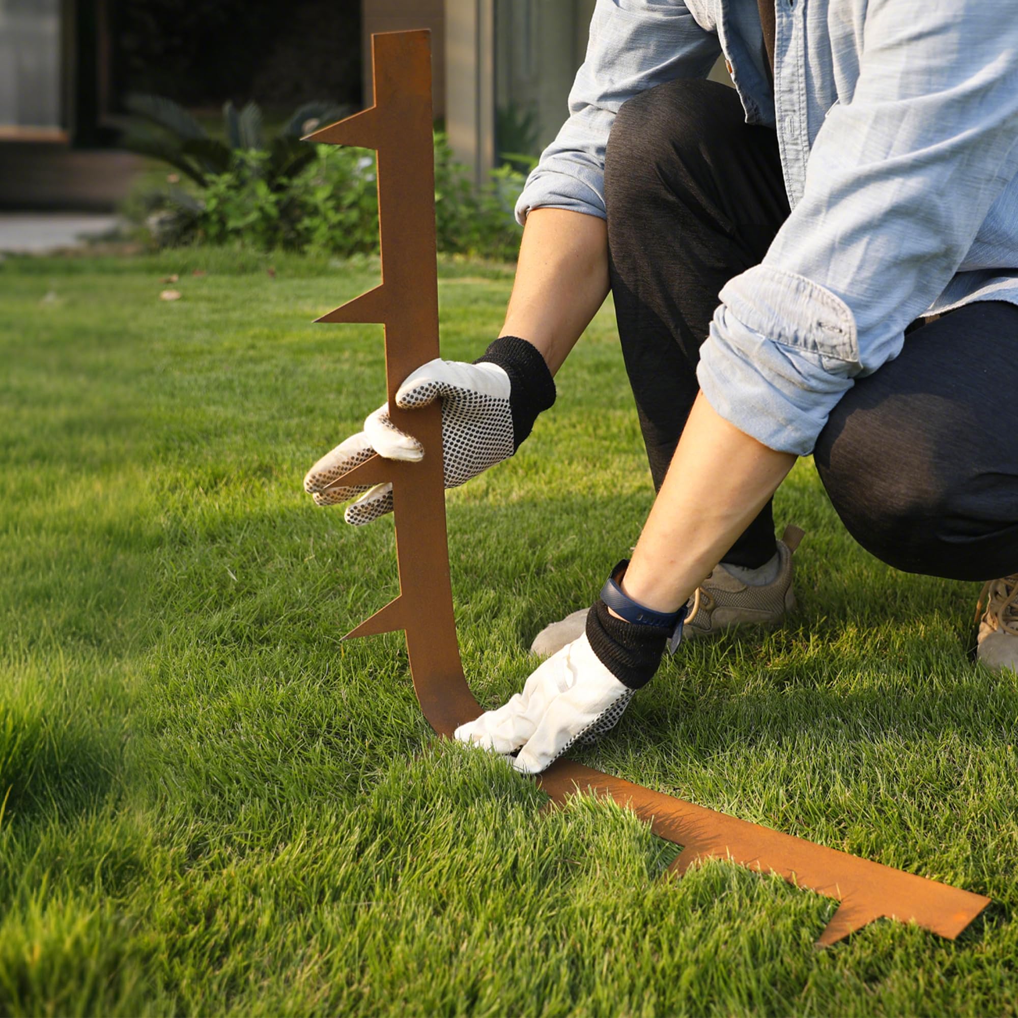 Side profile of Worth edging showing 2 inches visible height for clean border