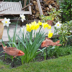 Wosuine side profile showing iron stake insertion for easy, stable garden anchoring