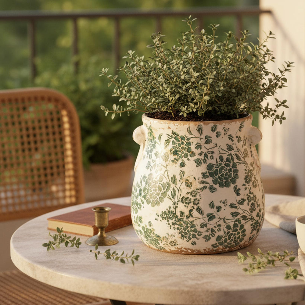 Xiaan Jiaju planter on kitchen counter holding herbs for easy access