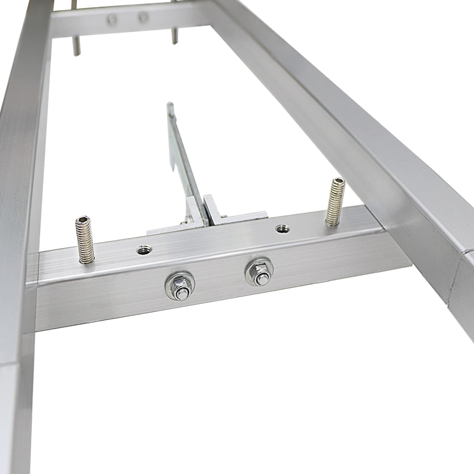 XSLOER assembled rail clamped to log sideview demonstrating stable tracking benefit
