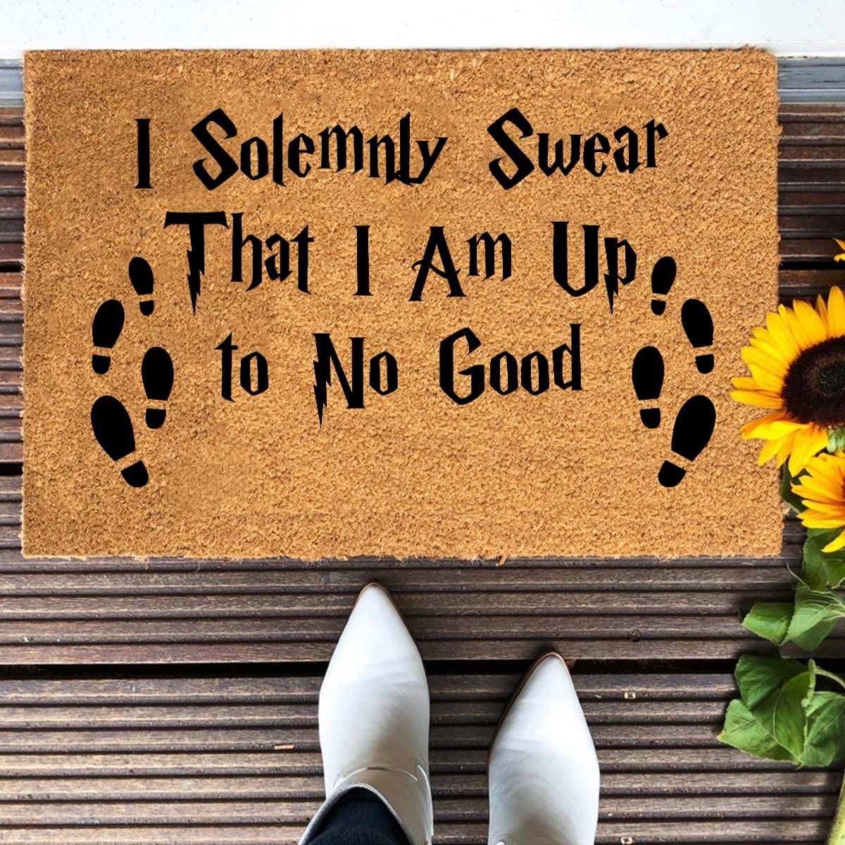 XTDJJKK doormat in doorway capturing dirt from shoes for cleaner floors