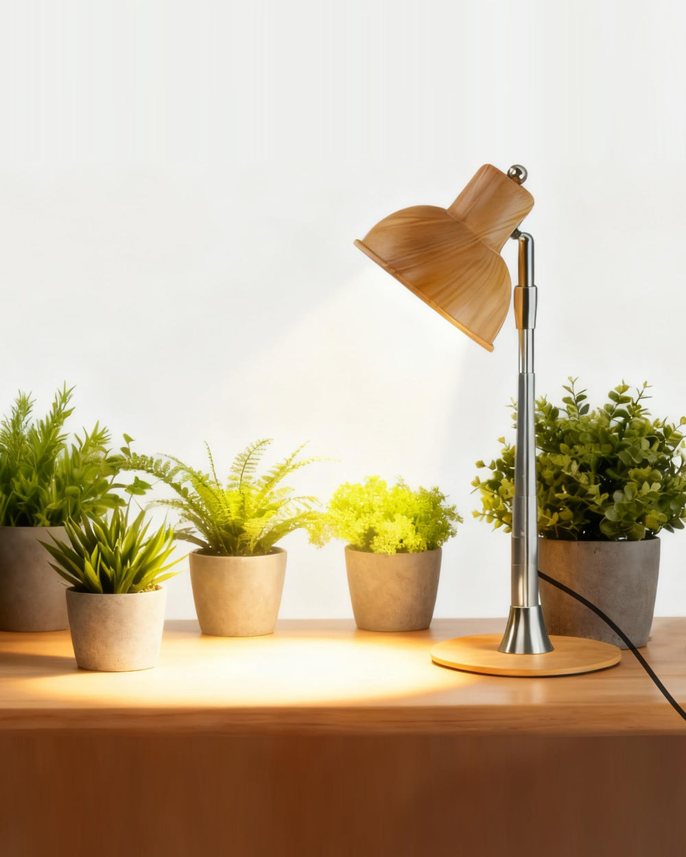 yadoker in use above large potted plant providing consistent full-spectrum light