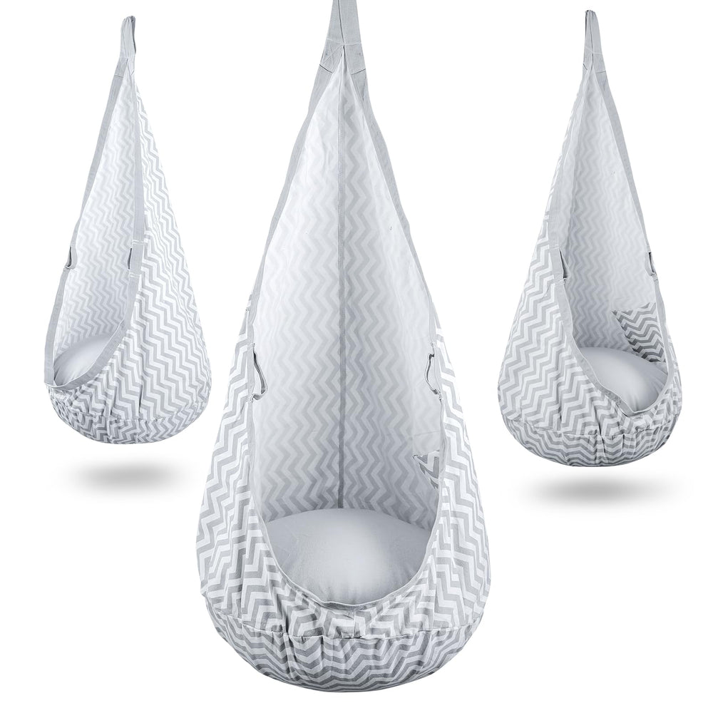 YAERSI pod swing front view showing cozy seat and shape for comfortable play