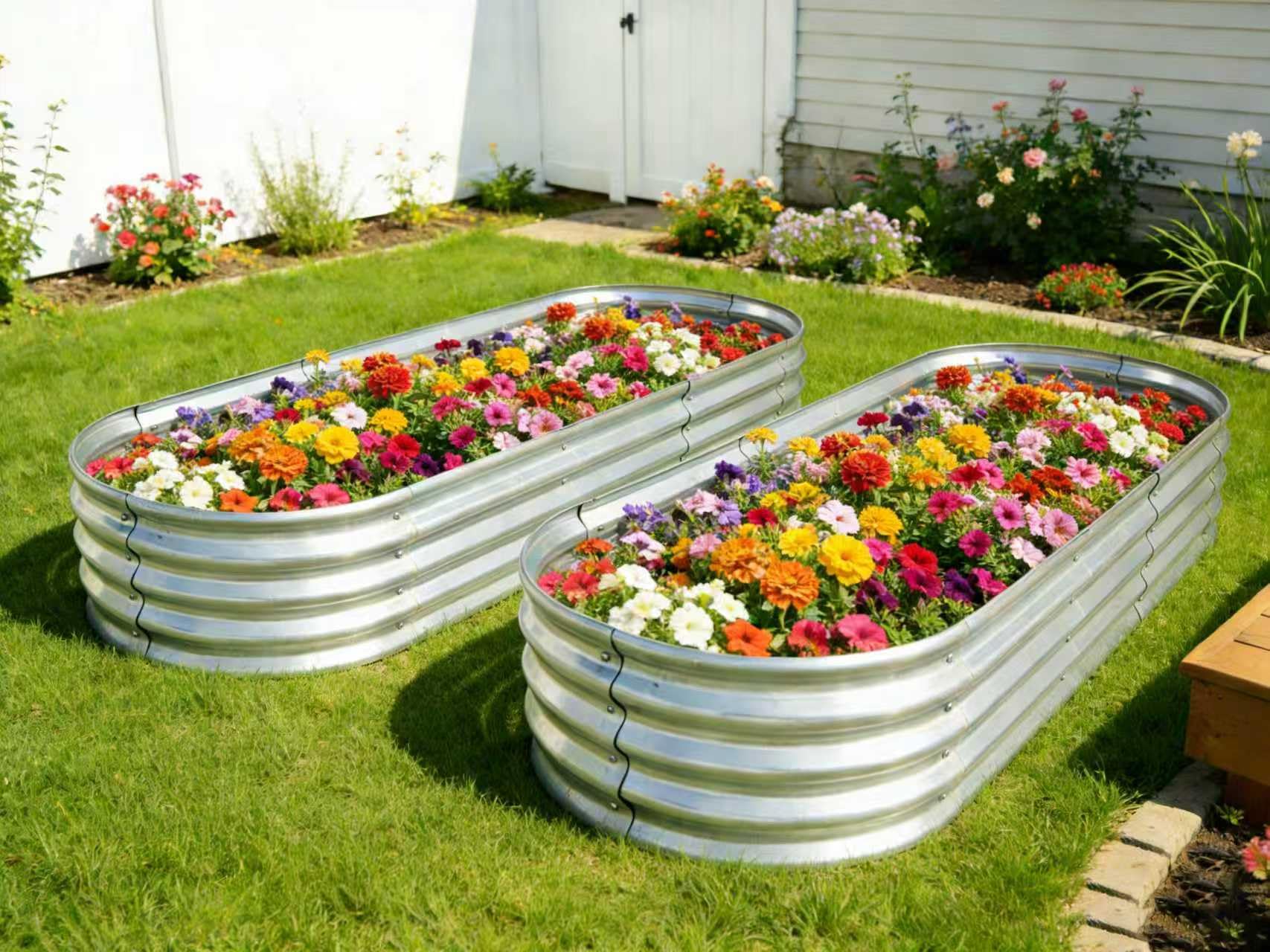 Yararday planter with thriving vegetables showing productive use and easy harvest