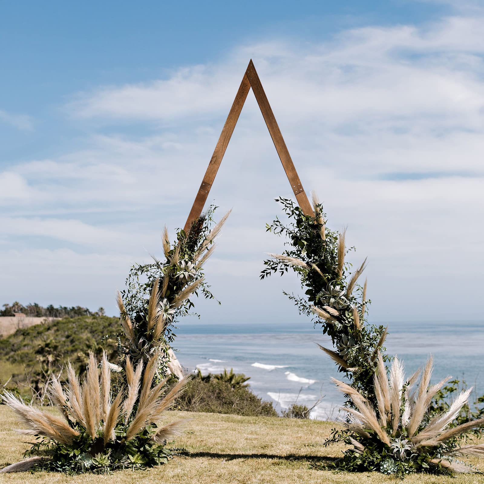 Yaseingoo arch decorated boho style demonstrating versatile styling options