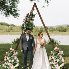 Yaseingoo triangle arch front view showcasing clean geometric backdrop and visual impact