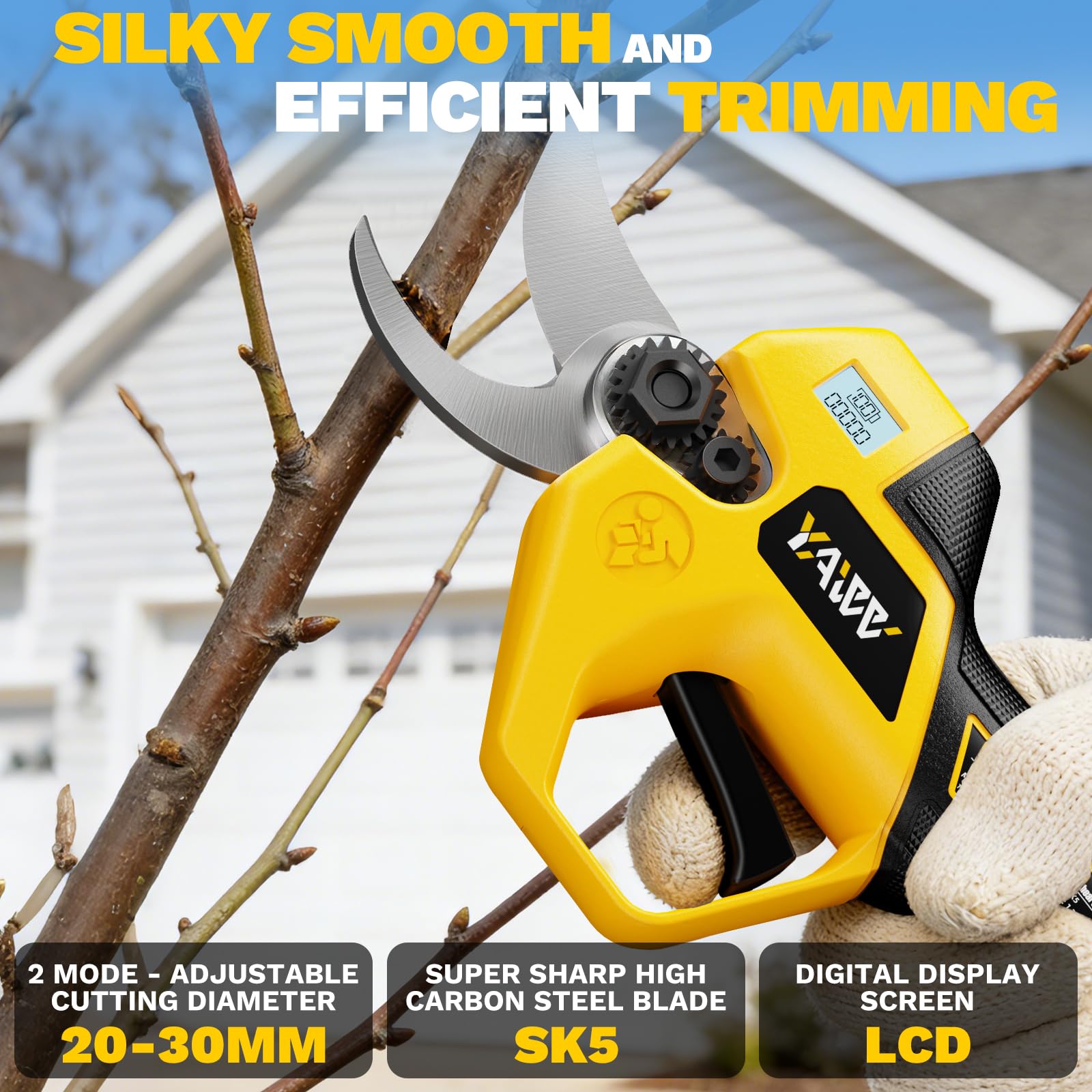 YAWV SK5 high-carbon steel blade close-up showing clean edge and rust-resistant finish