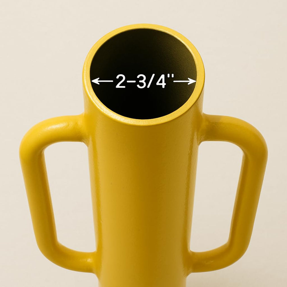 Yellow Paw handle detail showing extra wide grips for better control and reduced finger pinching