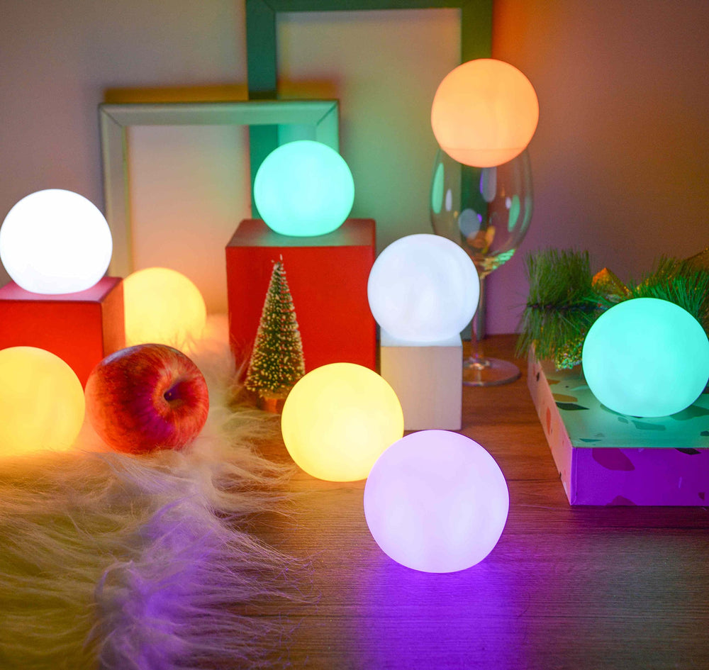 YESIE front view of four orb lights showing colors and packaging, enhances pool ambiance